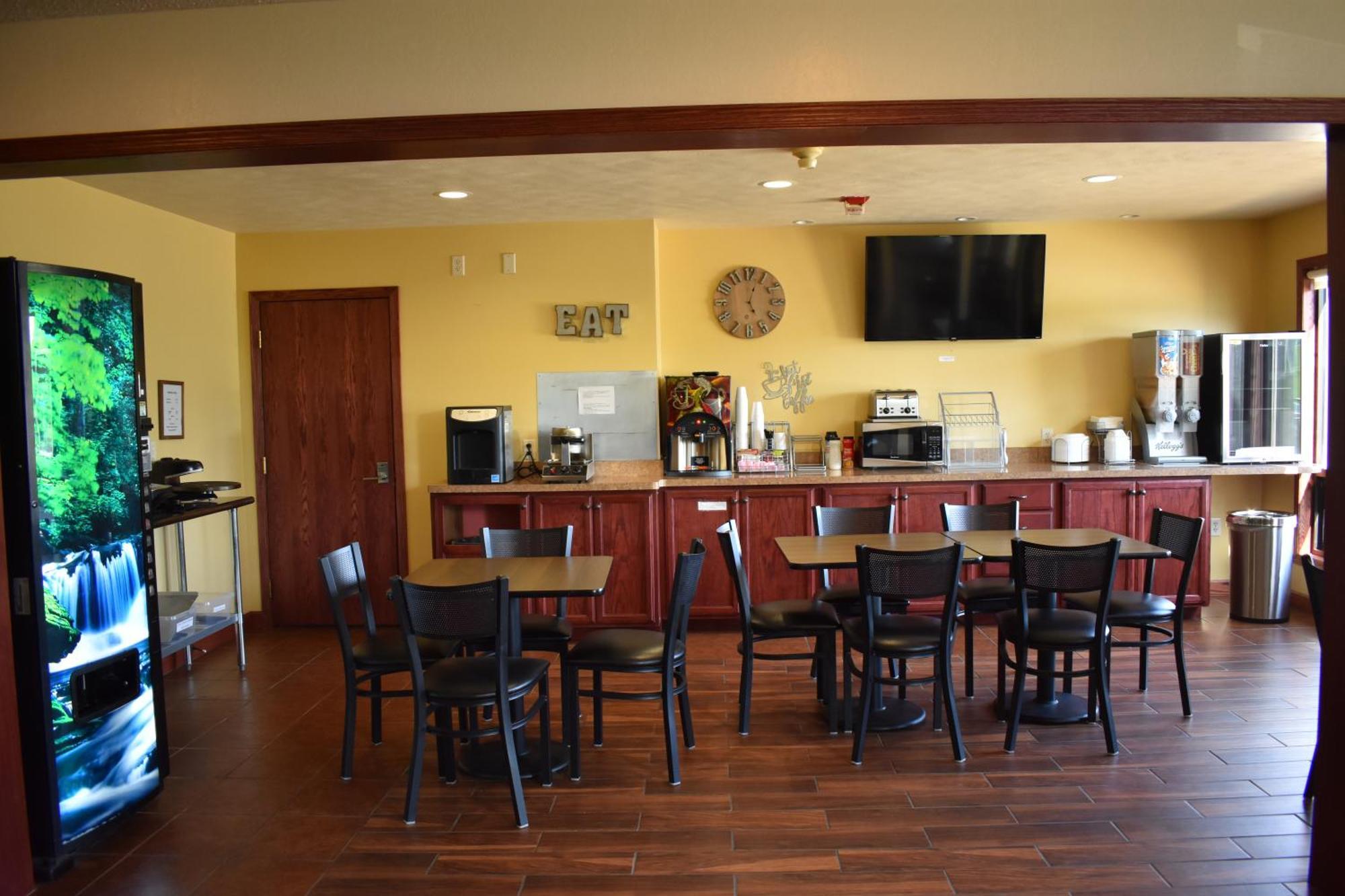 Heartland Hotel & Suites Rock Valley Екстериор снимка