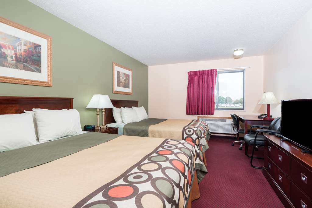 Heartland Hotel & Suites Rock Valley Стая снимка